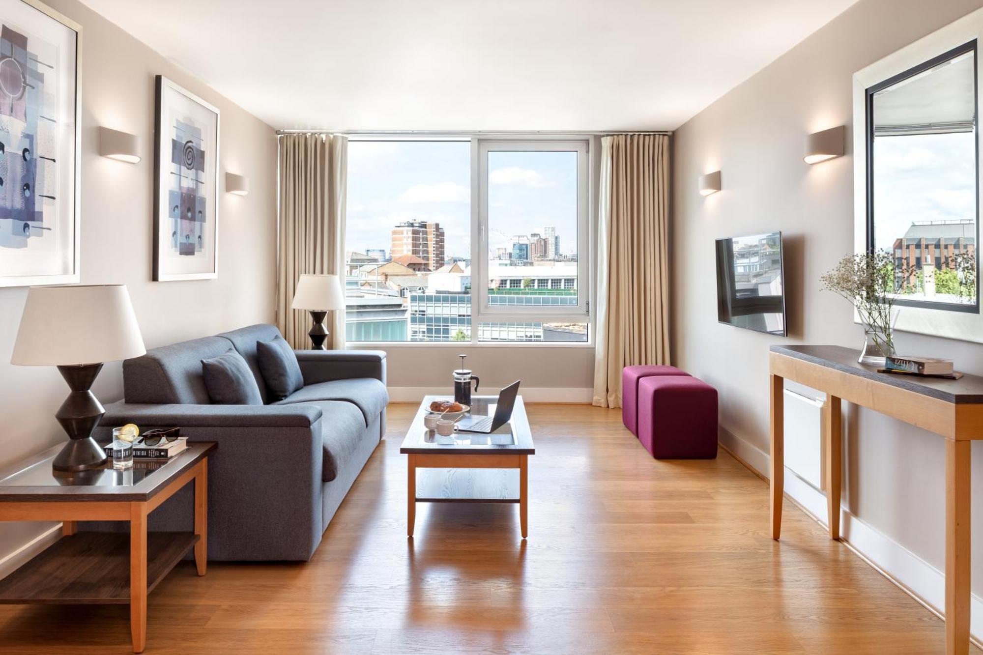 Aparthotel Marlin Bridge - Empire Square 4*